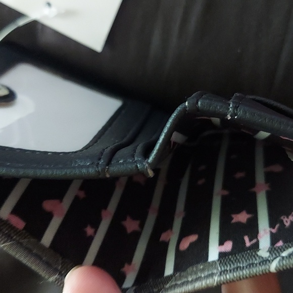 NWT Betsey Johnson Wallet - Picture 3 of 5